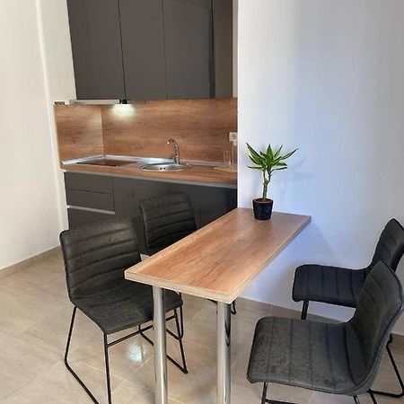 High-Tech Flat Lejlighed Durrës Eksteriør billede